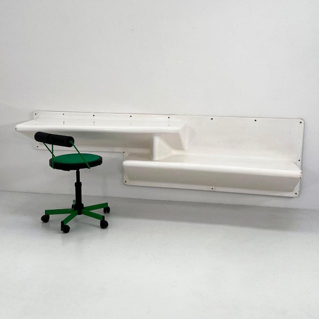 1970s Fiberglass Wall Unit with Desk and Bench or Shelves from Club Med, 1970s For Sale - Image 5 of 13