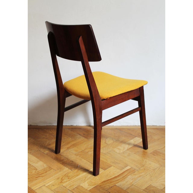 Mid-Century Scandinavian-Style Dining Chair in Walnut, 1960s For Sale - Image 11 of 17