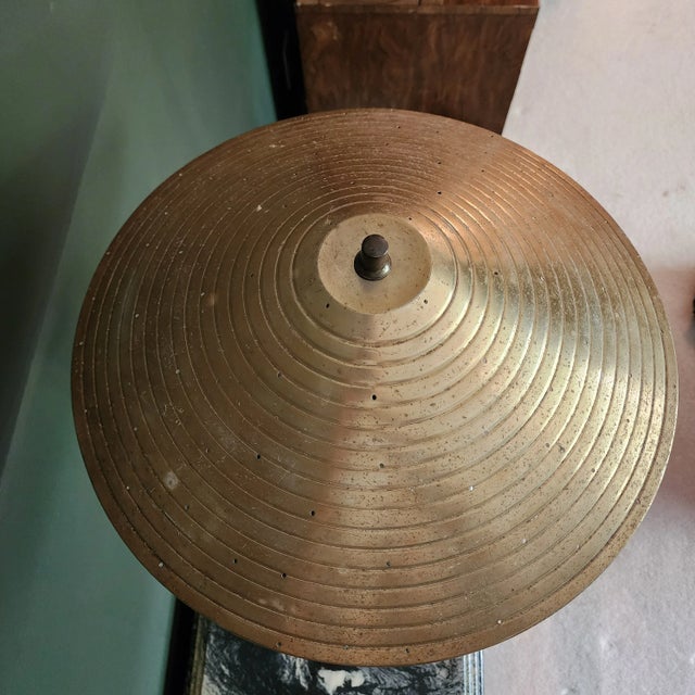 Mid Century Chapman Style Woven Brass Lamp & Pierced Shade For Sale - Image 12 of 12