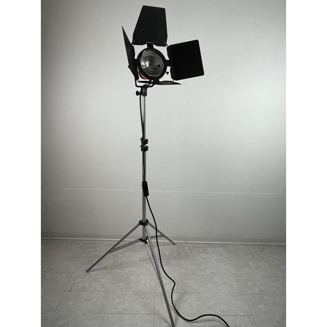 Metal Vintage Italian Lamp in Glossy Aluminum, 1980s For Sale - Image 7 of 15