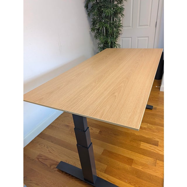 2010s Herman Miller Renew Sit-to-Stand Desk, Beige - Mid-Century Modern For Sale - Image 5 of 14