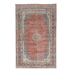 Large Antique Rug With Central Medallion and Regal Design 12'4 X 20'4