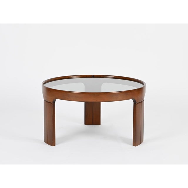 Italian Round Coffee Table in Walnut with Smoked Glass Top from Molteni, 1960s For Sale - Image 3 of 14