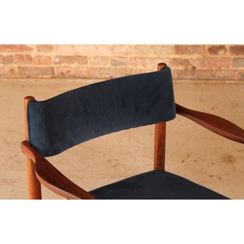 Robert Heritage Rosewood Dining Chairs with Blue Velvet Upholstery from Robert Heritage, 1960s, Set of 6 For Sale - Image 4 of 15