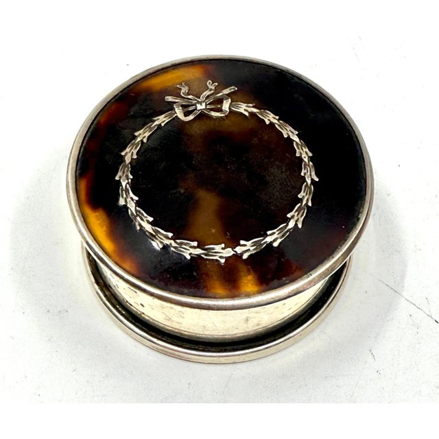 Early 20th Century Early 20th Century Lovely Silver and Horn Snuff or Trinket Boxes, a Pair For Sale - Image 5 of 12