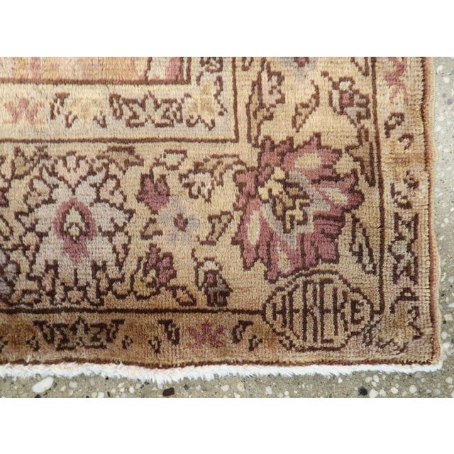 Galerie Shabab Collection Mid-20th Century Turkish Herekeh Rug For Sale - Image 9 of 10