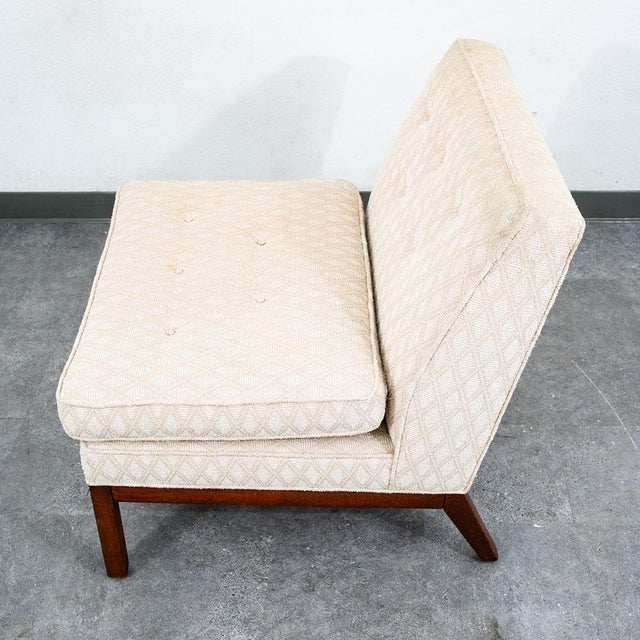 Mid Century Modern Lounge Chairs Slipper White Tufted Pair Set 2 Vintage MCM 60s For Sale - Image 10 of 12