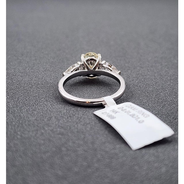 3.01 Ct HRD Certified 3-Stone Diamond Ring Size 7 For Sale In Chicago - Image 6 of 9