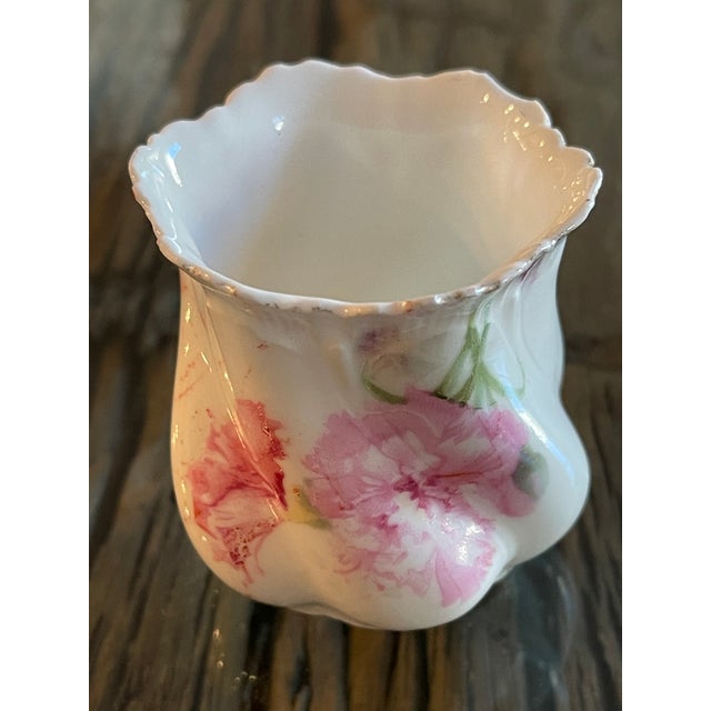 Antque Victorian porcelain flower vase, 2 1/2 “.