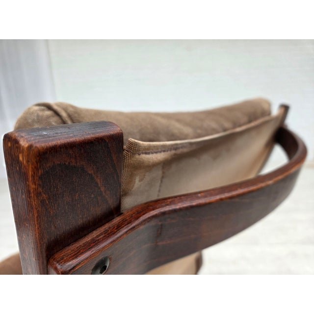 Vintage Scandinavian Lounge Chair in Leather, 1970s For Sale - Image 18 of 18
