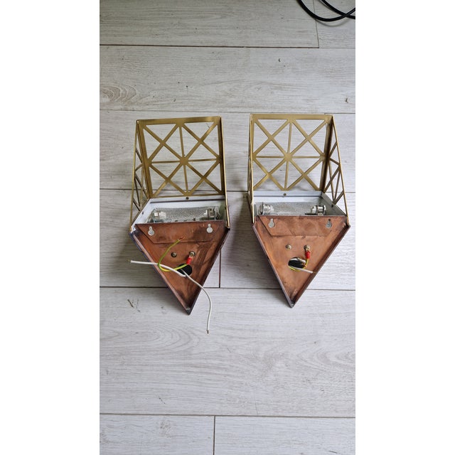 Wall Lamps in Brass Sheet and Cast Brass attributed to Luca Scacchetti, 1980s, Set of 2 For Sale - Image 10 of 11