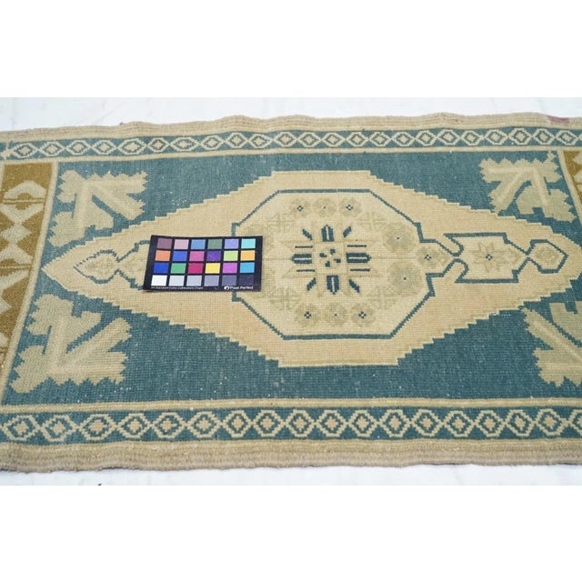 Textile Turkish Rug 2'1'' X 3'5'' For Sale - Image 7 of 9