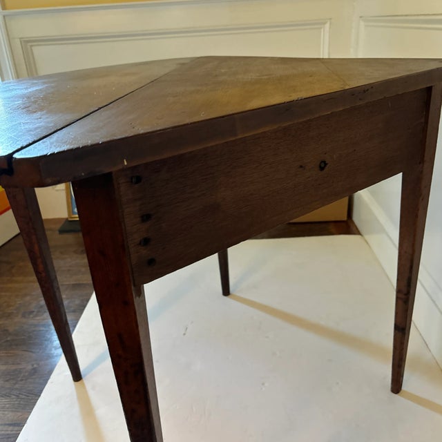 Late 19th Century Antique Walnut Drop Leaf Corner Table For Sale - Image 5 of 8