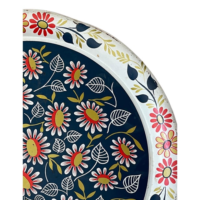 Maxey Floral Metal Serving Tray, 16-Inch Round, Folk Art Style Vintage MCM Boho For Sale In Dallas - Image 6 of 8
