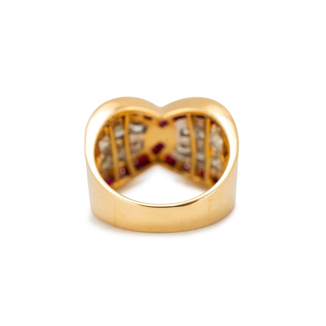 Late 20th Century Vintage 18k Yellow Gold 2.63ctw Invisible Ruby Baguette Diamond Crossover Band, Size 6 For Sale - Image 5 of 8