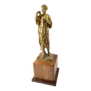 Early 20th Century Gilt Bronze Figure of Diana of Gabii by Rod Lion Sauvage