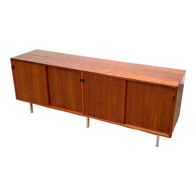 Vintage 1972 Mid-Century Modern Knoll Credenza For Sale