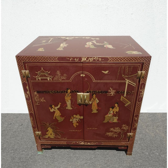 Burgundy Vintage Chinese Asian Burgundy Lacquer Floral Chinoiserie Cabinet ~ Side Table For Sale - Image 8 of 17