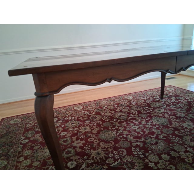 Wood Mid 20th Century French Provincial-Style Henredon Solid Alder Dining Table With 2 Extension Leaves For Sale - Image 7 of 10