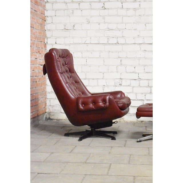 Swivel Chairs with Ottomans from T. J. Laitinen, Finland, 1970s, Set of 4 For Sale - Image 6 of 7