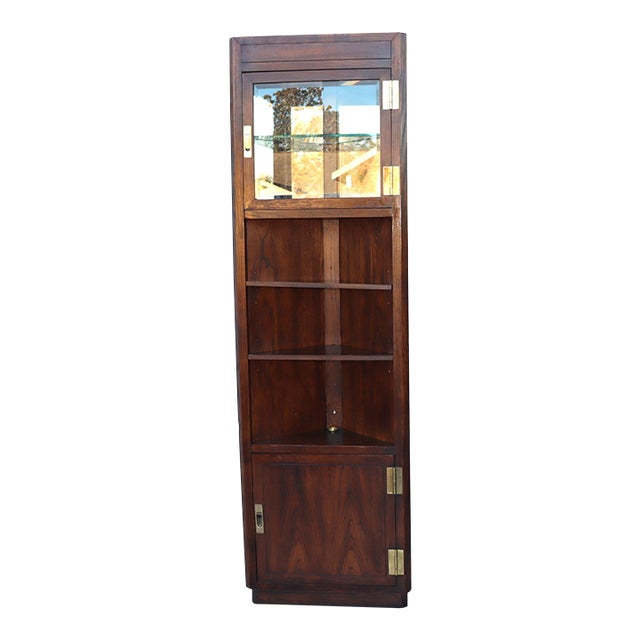 1970s Campaign Vintage Henredon Lighted Oak Corner Display Cabinet With Glass Door For Sale