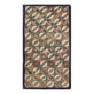 Checkered and Leaf Design American Hooked Rug in Earth Tones 3'1" X 6'0" For Sale
