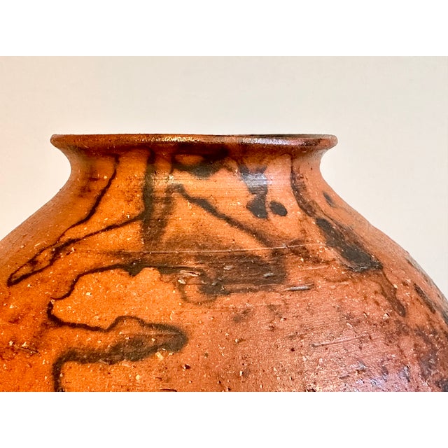 Modern Studio Ceramic Vase by Ursula Kohne with Reduced Fire-Marked Surface, Worpswede, Germany, 1970s For Sale - Image 3 of 11