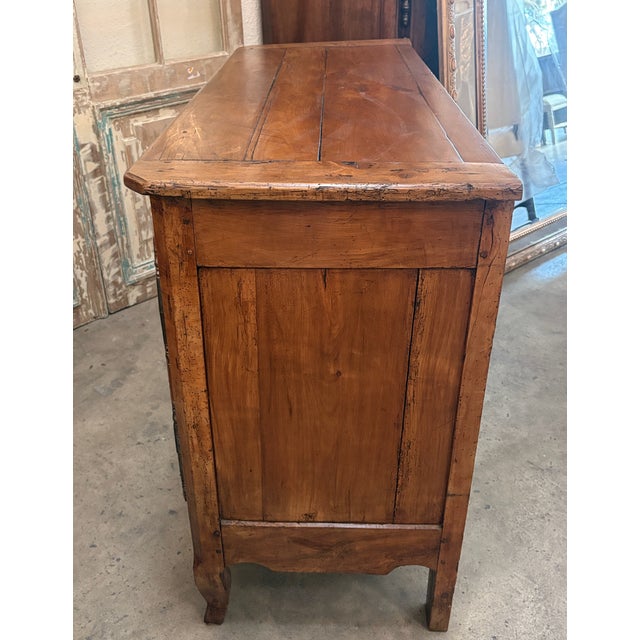 19th Century French Cherry Buffet For Sale - Image 4 of 12