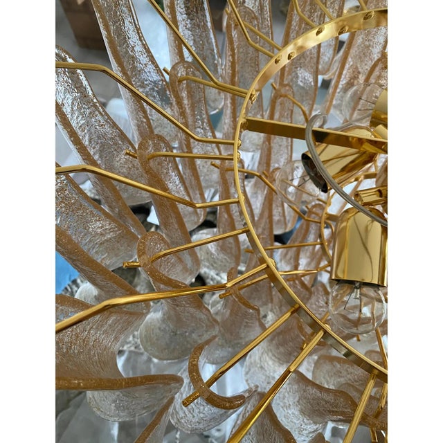 Clear and Gold Murano Glass Petali-Selle Chandelier by Simoreng For Sale - Image 9 of 10