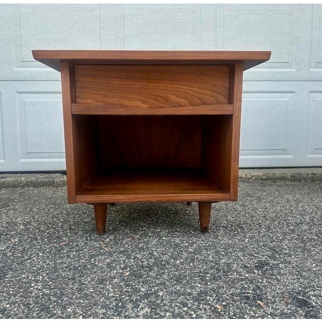 Mid-Century Modern George Nakashima for Widdicomb “Origins Model 215” Nightstand For Sale - Image 3 of 14