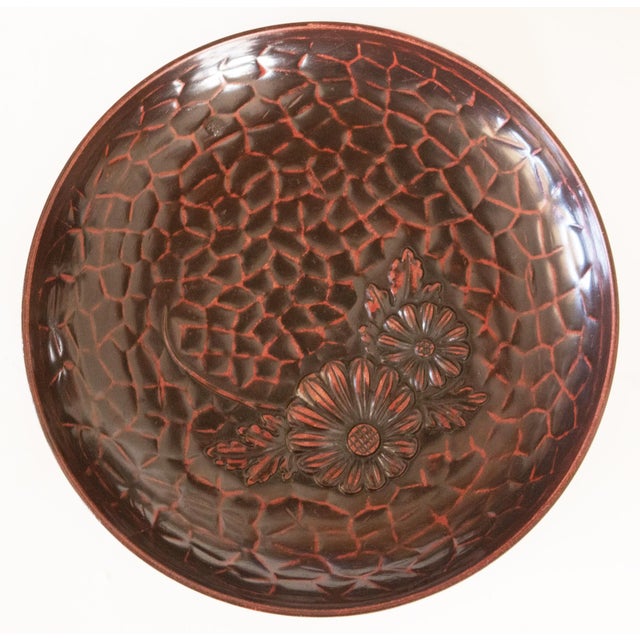 Kamakura-Bori Style Lacquered Set of 6 Sushi Plates in Wood Box For Sale In Dallas - Image 6 of 15