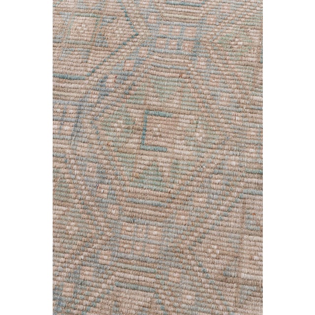 1940s Vintage Circa 1940 Tan Turkish Kilim Flatweave Rug 5ft 9in X 9ft 6in For Sale - Image 5 of 15
