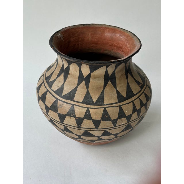 Mid 19th Century Kewa Pueblo Kiua Polychrome Vessel For Sale - Image 4 of 6