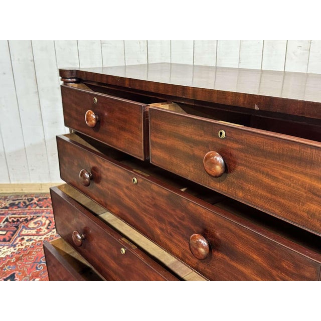 19th Century Victorian Mahogany Chest of Drawers For Sale - Image 13 of 18