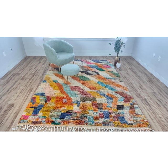 Handmade Moroccan Boujaad Rug, Rainbow Diagonal Chevron, 9' X 6'4" For Sale - Image 16 of 16
