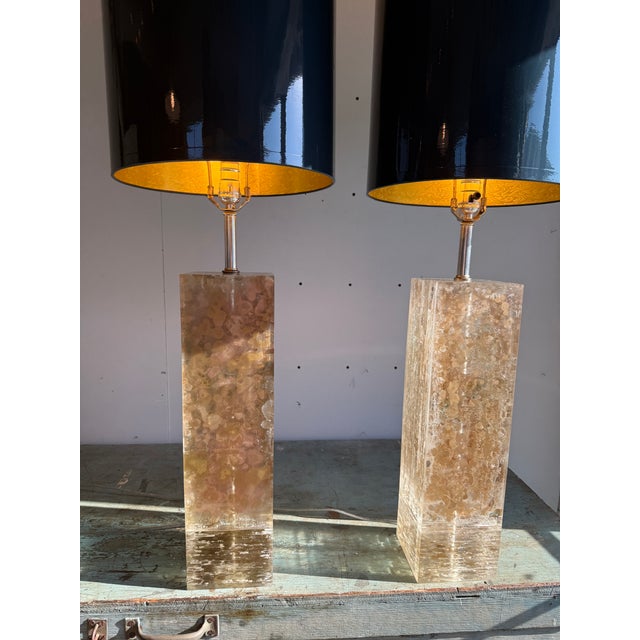 Vintage Heavy Pair of Fractal Resin Table Lamps - Gold Modernist Glam in Style of Romeo Rega Lucite - 20" Tall Rectangle Base For Sale - Image 11 of 18