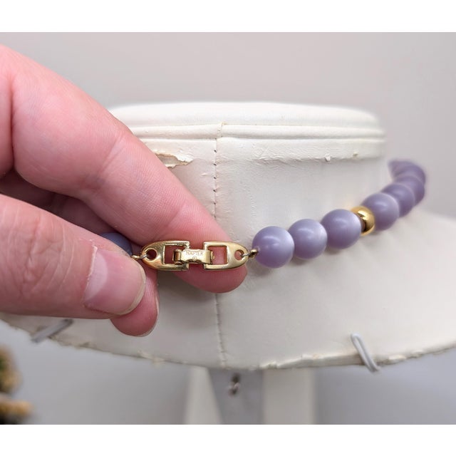 1980s Vintage 1985 Signed Napier Purple "Sherbet" Molded Lucite Collar Necklace For Sale - Image 5 of 12
