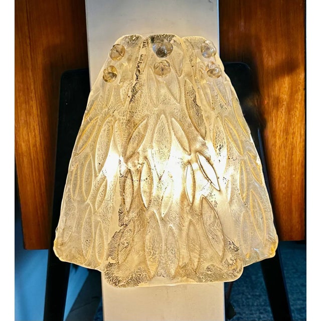 Single Murano Glass Clear & Gold Leaf Wall Sconce For Sale - Image 11 of 12