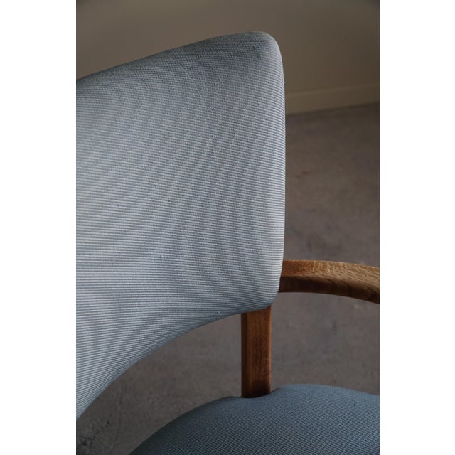 Danish Modern Curved Lounge Chair in Oak attributed to Viggo Boesen, 1950s For Sale - Image 12 of 18