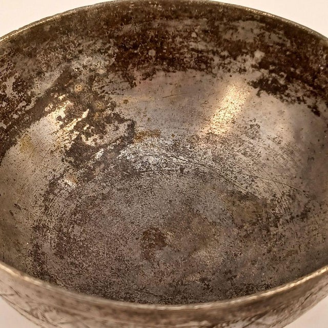 1930s Three Old Hammam Copper Bowls From Yemen - 1930s - 1950s For Sale - Image 5 of 13