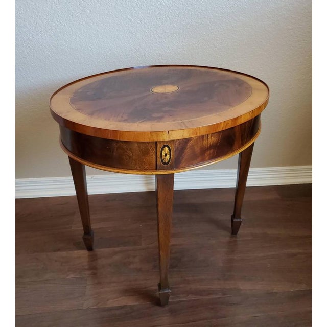 Hekman Mahogany Crotch Mahognay Marquetry Inlaid Copley Place Oval End