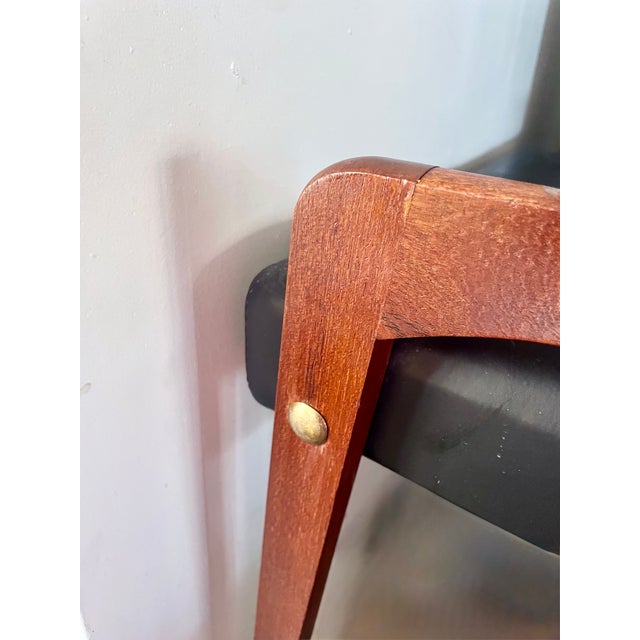 Vintage Mid-Century Modern Ponti Style Leather Ottoman For Sale In Atlanta - Image 6 of 8