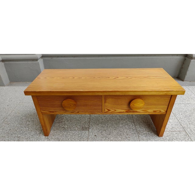 Small Scandinavian Pine Chest of Drawers in the style of Roland Wilhelmsson, 1970s For Sale - Image 4 of 11