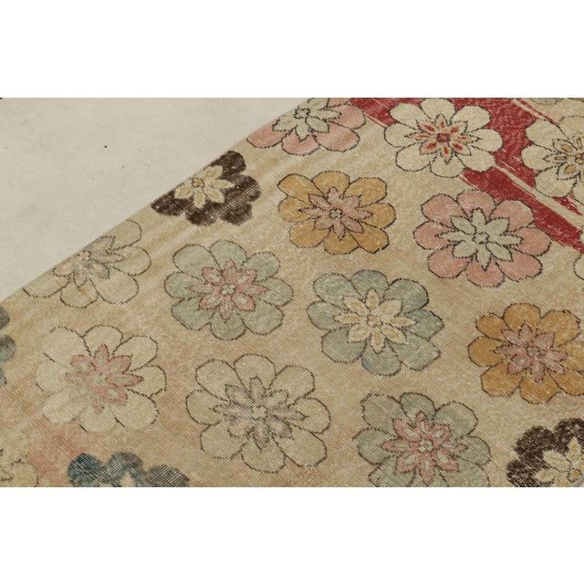1960s 1960s Vintage Zeki Müren Rug in Beige, Pink, Red, White Floral Medallions For Sale - Image 5 of 8