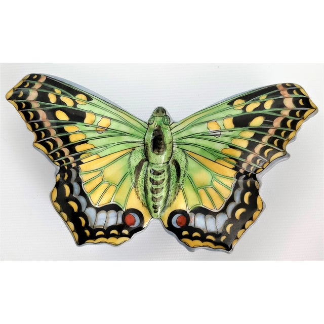 Offering a vintage French designer Fabienne Jouvin porcelain ceramic butterfly SMALL trinket or jewelry box for Tozai,...