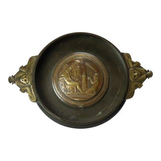 1880 Egyptian Revival Figural Relief Bronze Tazza For Sale