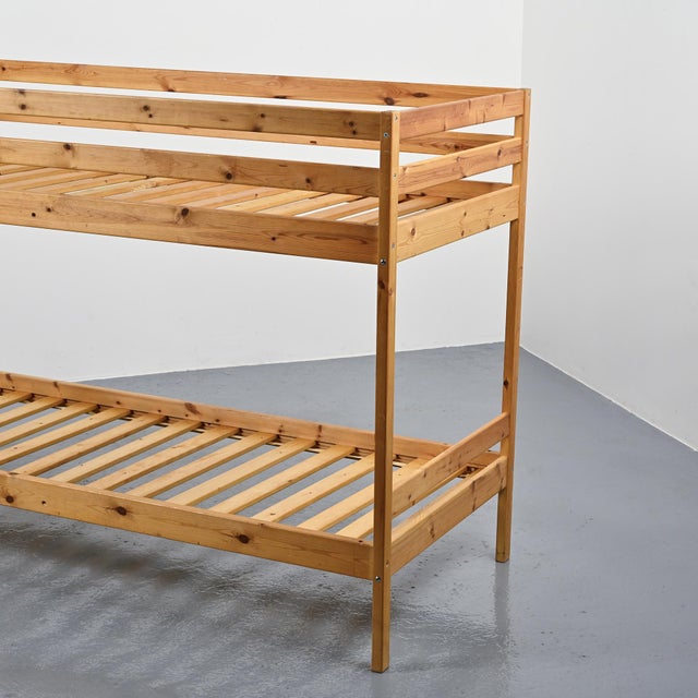 Pine Bunk Beds, Les Adrets Residence, Les Arcs, 1970 For Sale - Image 6 of 15