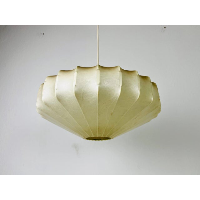 Midcentury Cocoon Losange Shape Pendant Light, 1960s, Italy For Sale - Image 9 of 12