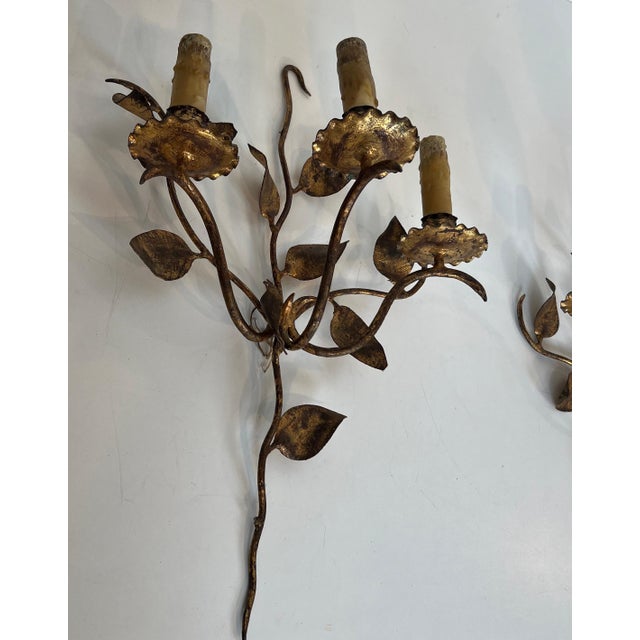 1970s 3-light wall sconces in gilded metal with leaves. French work - a Pair For Sale - Image 12 of 12