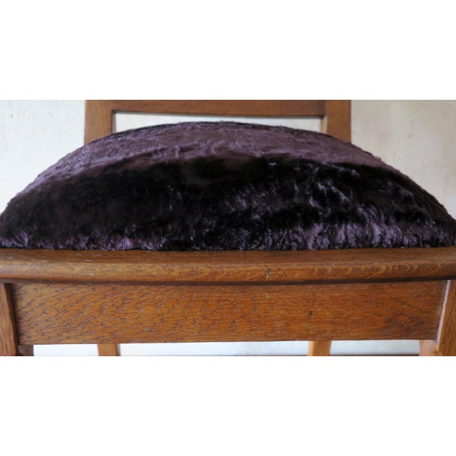 Wood Art Nouveau Side Chair in Oak and Royal Purple Velvet, 1900s For Sale - Image 7 of 17